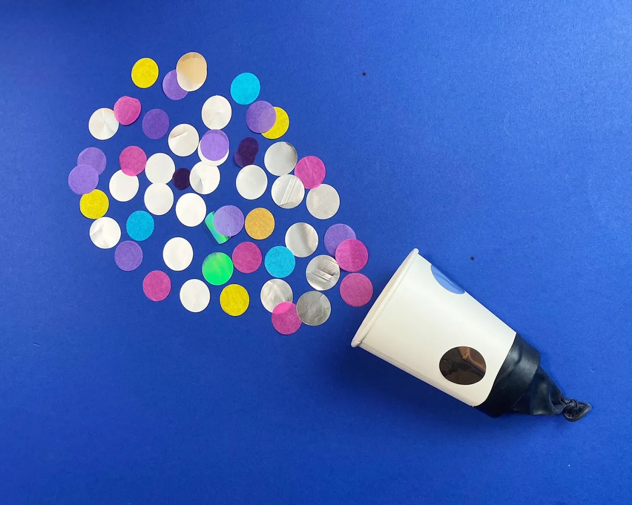 materiały do wyrzutni konfetti DIY