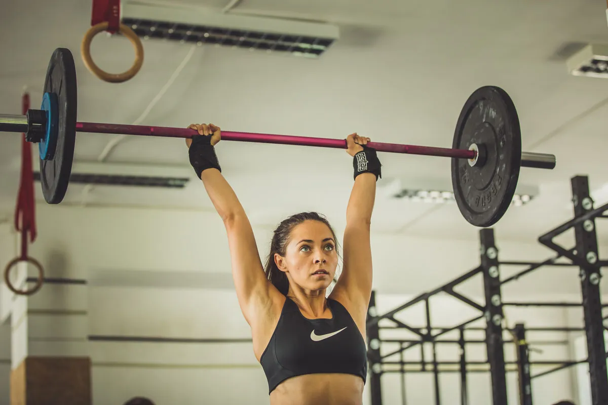 Ćwiczenia podnoszenia ciężarów CrossFit