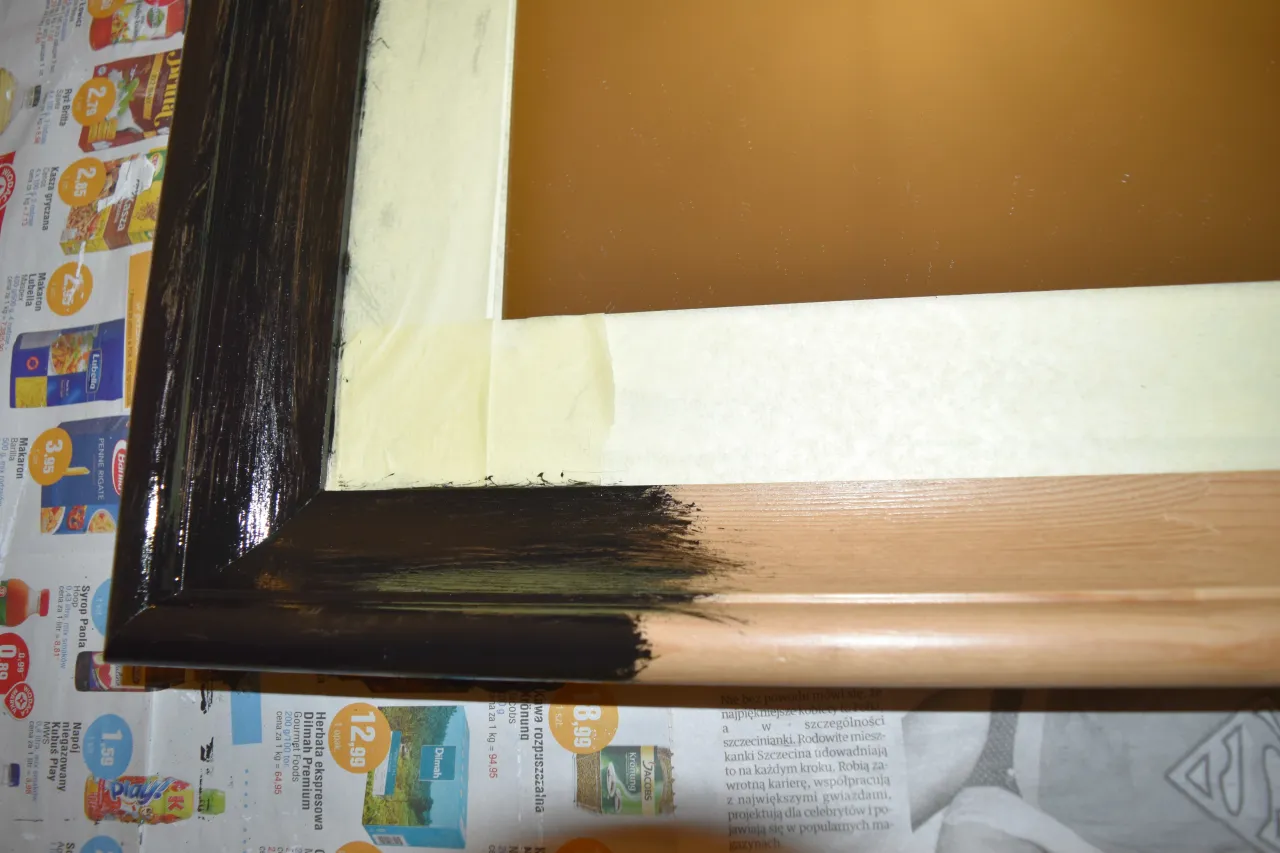 Przygotowanie ramy lustra do malowania