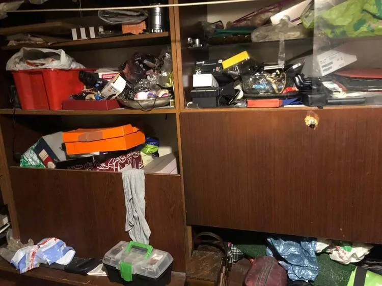 Organizacja sprzątania zaniedbanego mieszkania