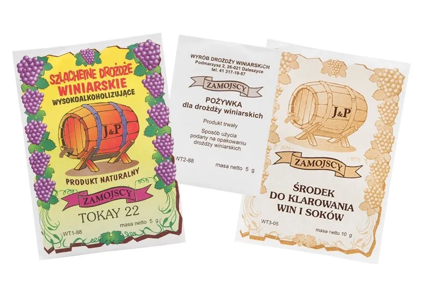 różne opakowania drożdży winiarskich