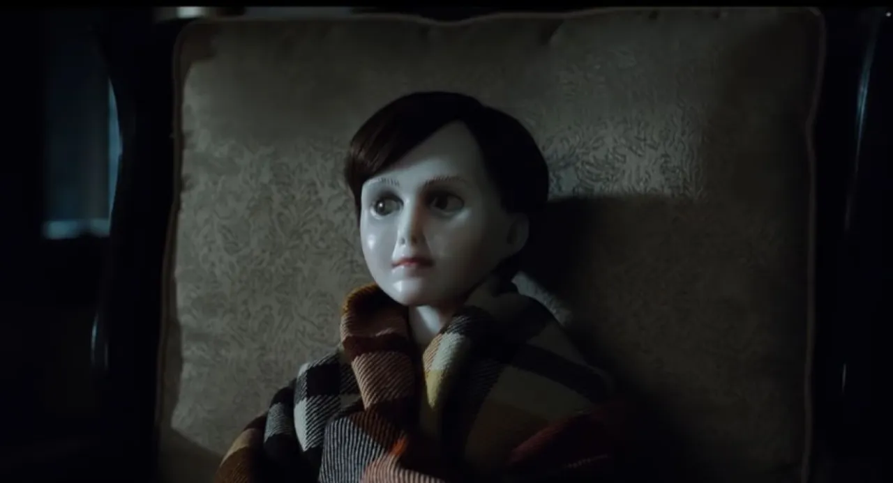 Zdjęcie Horror The Boy: Przerażająca Lalka z Mroczną Tajemnicą