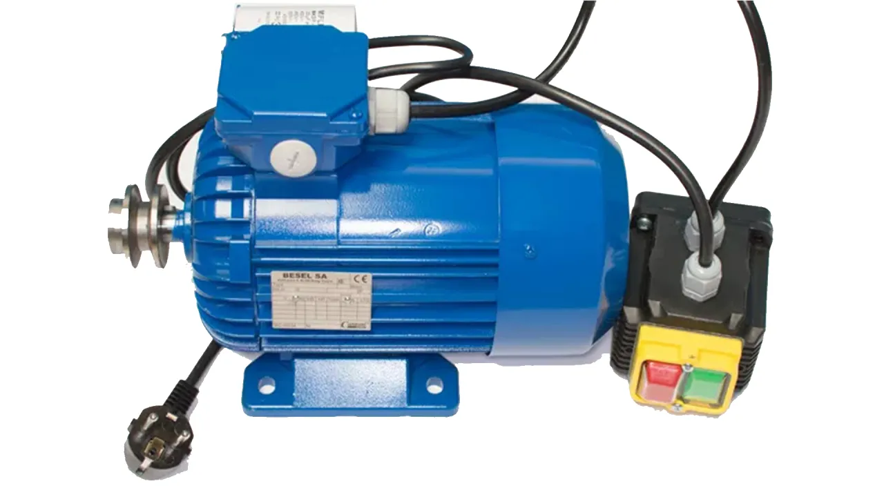 Zdjęcie Jaki silnik do betoniarki 230V wybrać, aby uniknąć problemów?