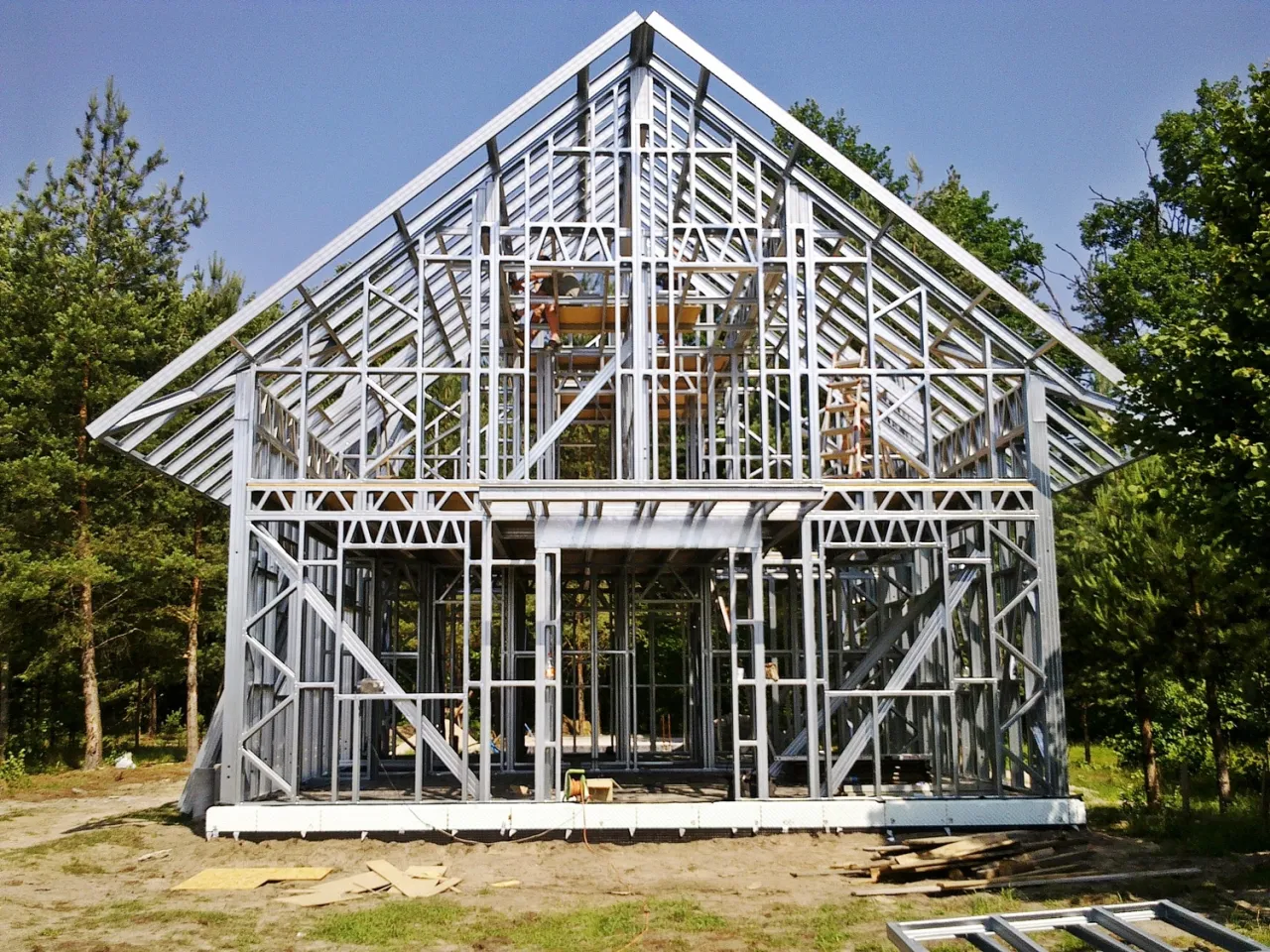 Zdjęcie Dom szkieletowy: stal czy drewno? Por&oacute;wnanie, koszty, wady i zalety
