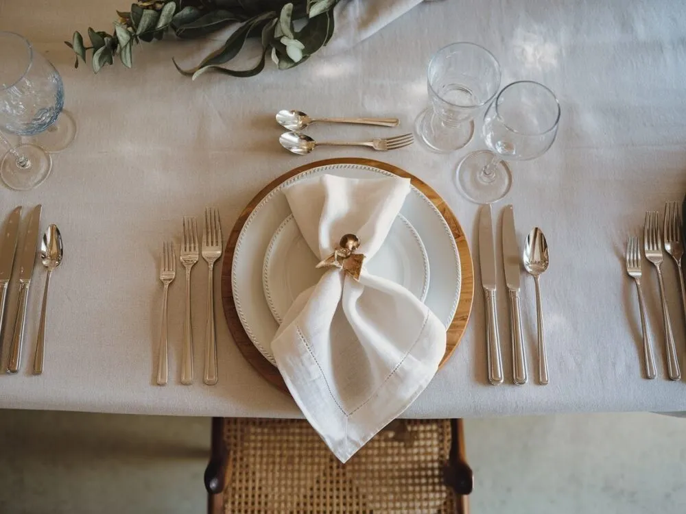 Zdjęcie Gdzie serwetki na stole? Zasady savoir-vivre i eleganckie ułożenie