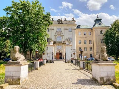 Zdjęcie Zamek w Rydzynie: fascynująca historia, atrakcje i praktyczne informacje
