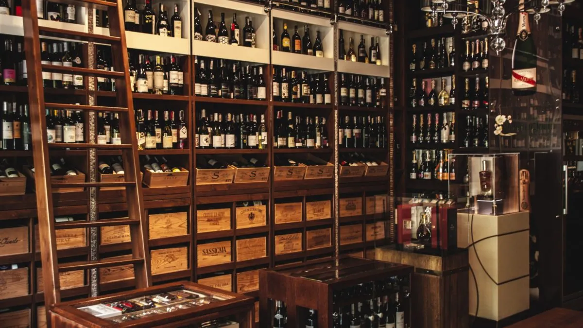 Zdjęcie Jak wybrać idealny alkohol na prezent, aby zachwycić obdarowanego?