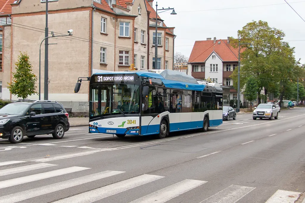 Zdjęcie Gdzie kupić bilety autobusowe w Sopocie? Sprawdź najlepsze opcje