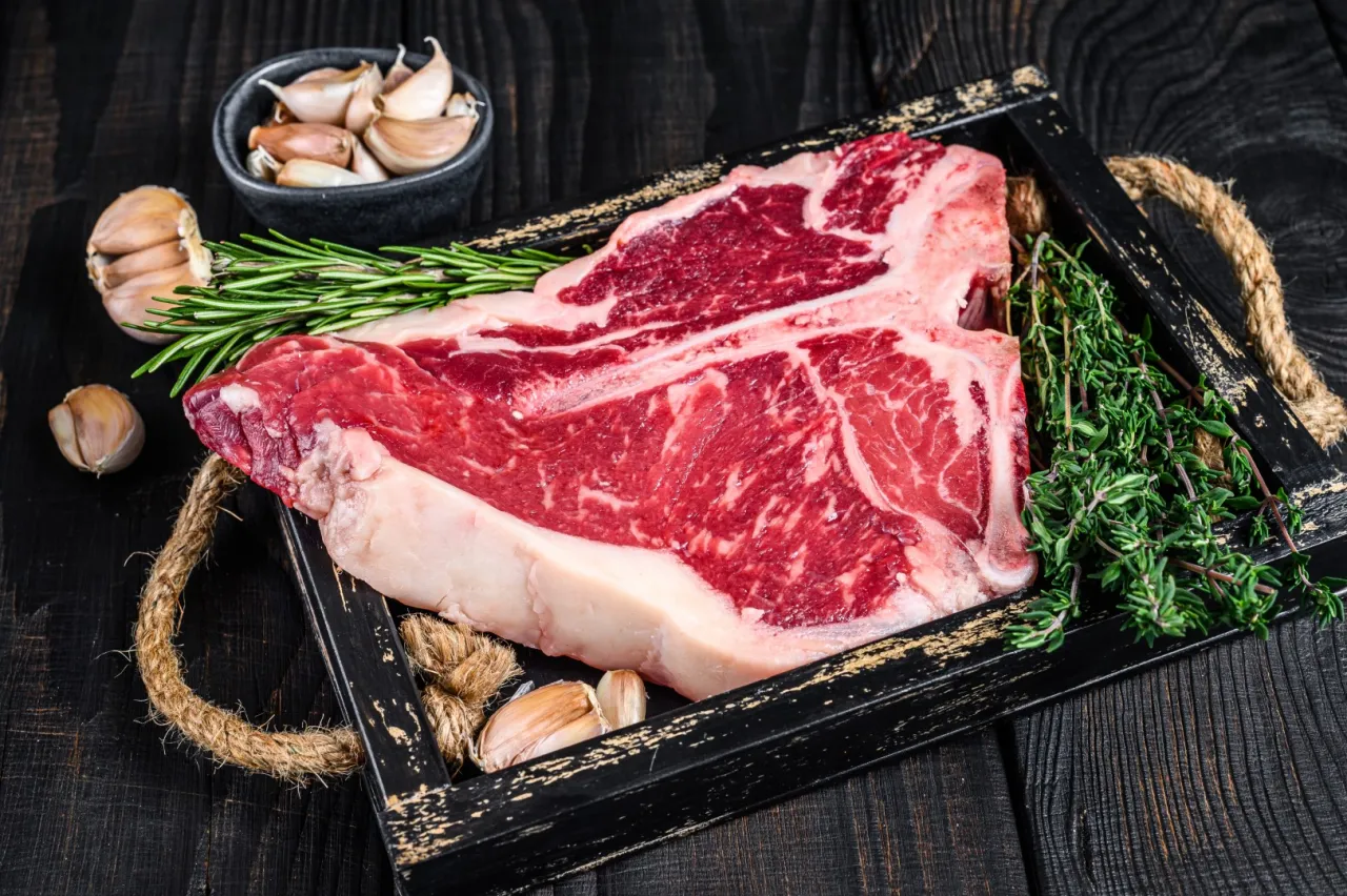 Zdjęcie Wołowina - odkryj najlepsze kawałki i zdrowotne korzyści mięsa