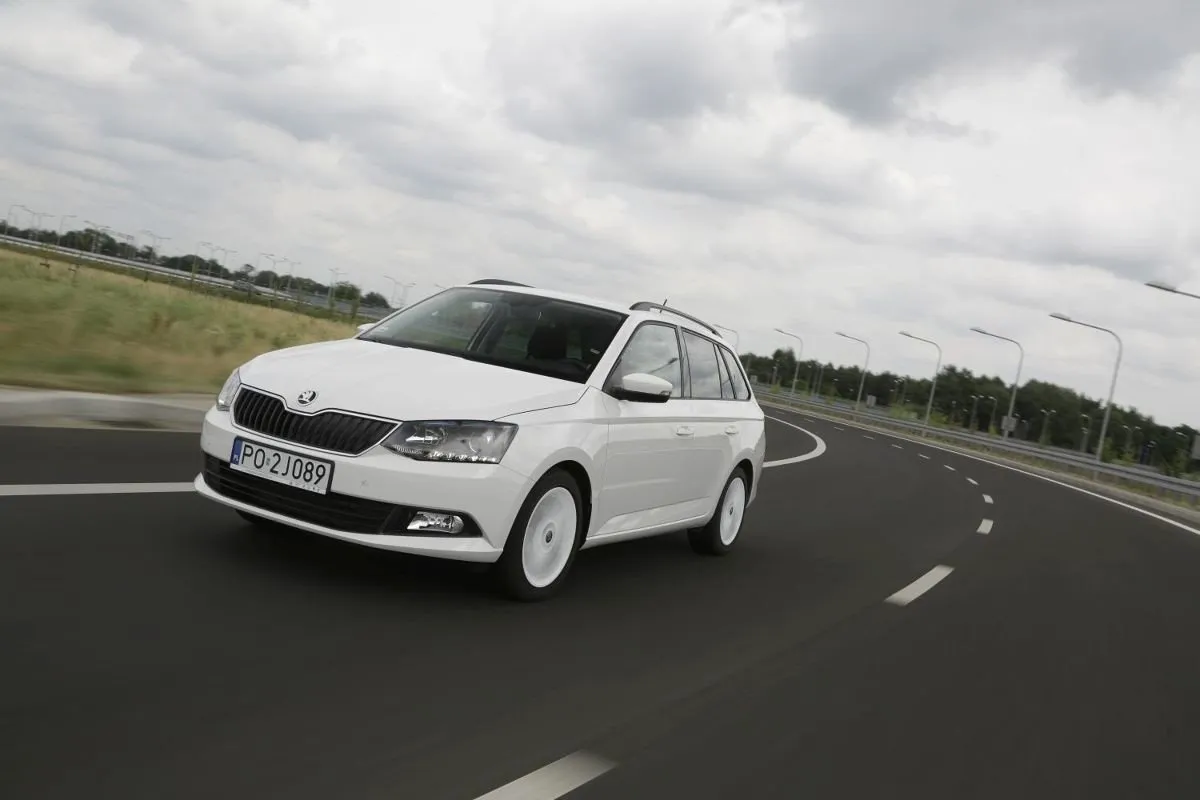 Zdjęcie Autostrada ile km na h - maksymalne prędkości dla pojazdów w Polsce
