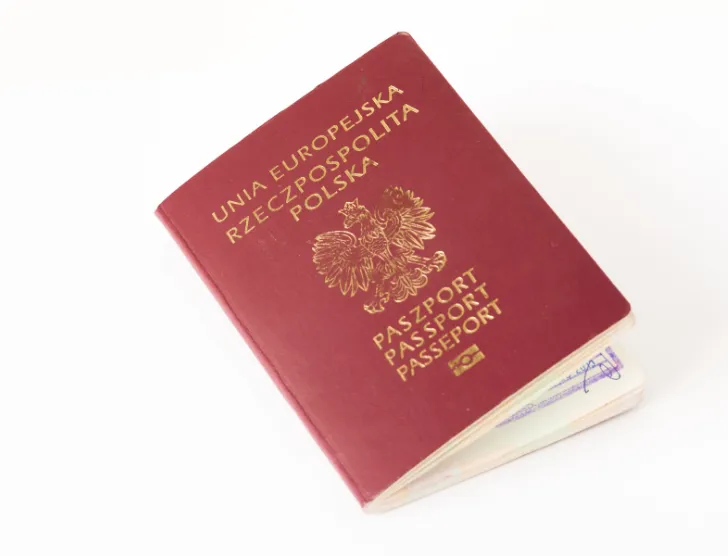 Zdjęcie Jak wyrobić paszport w Polsce - wszystkie dokumenty, koszty i czas oczekiwania