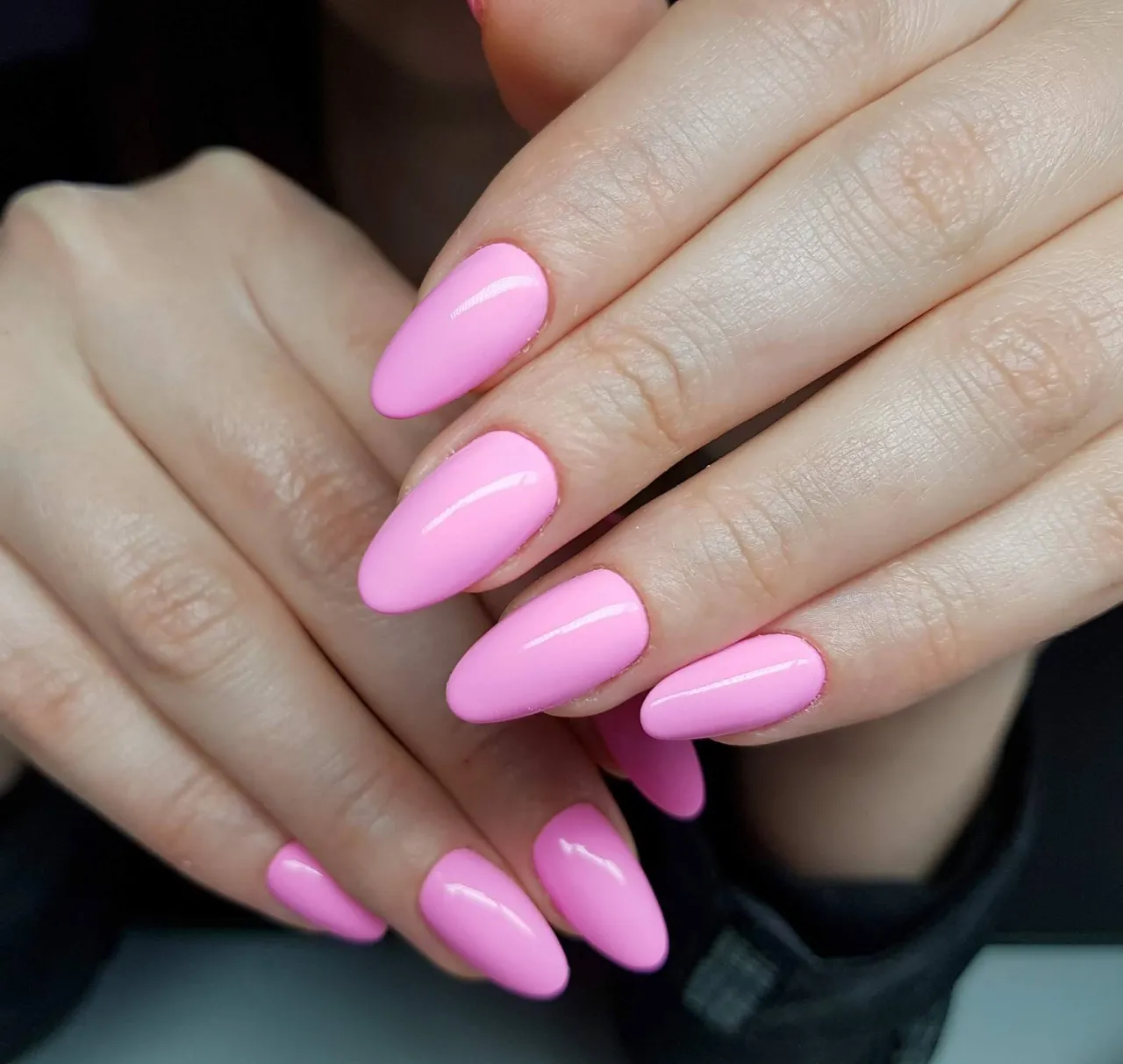 Zdjęcie Jak przygotować paznokcie pod hybrydę - 8 kroków do trwałego manicure