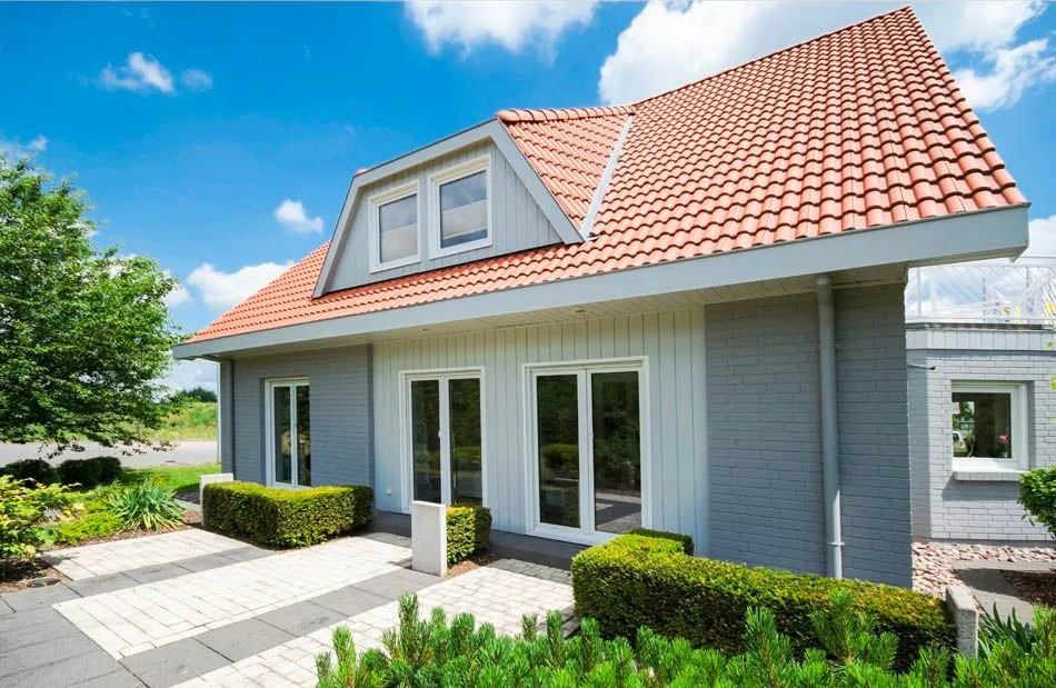 Zdjęcie Czerwona dachówka jaka elewacja - kolory, które zachwycą i pasują