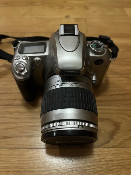 Zdjęcie Lustrzanka analogowa: jak wybrać idealny aparat do fotografii