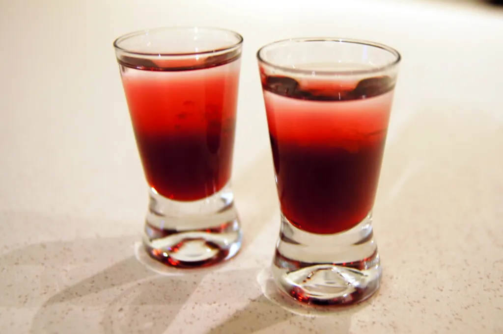 Zdjęcie Jak przygotować wściekły pies drink - przepis i ciekawe warianty
