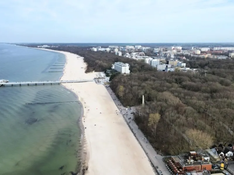 Zdjęcie Ile naprawdę jest z Mesko Kołobrzeg do morza? Zaskakujące odległości!