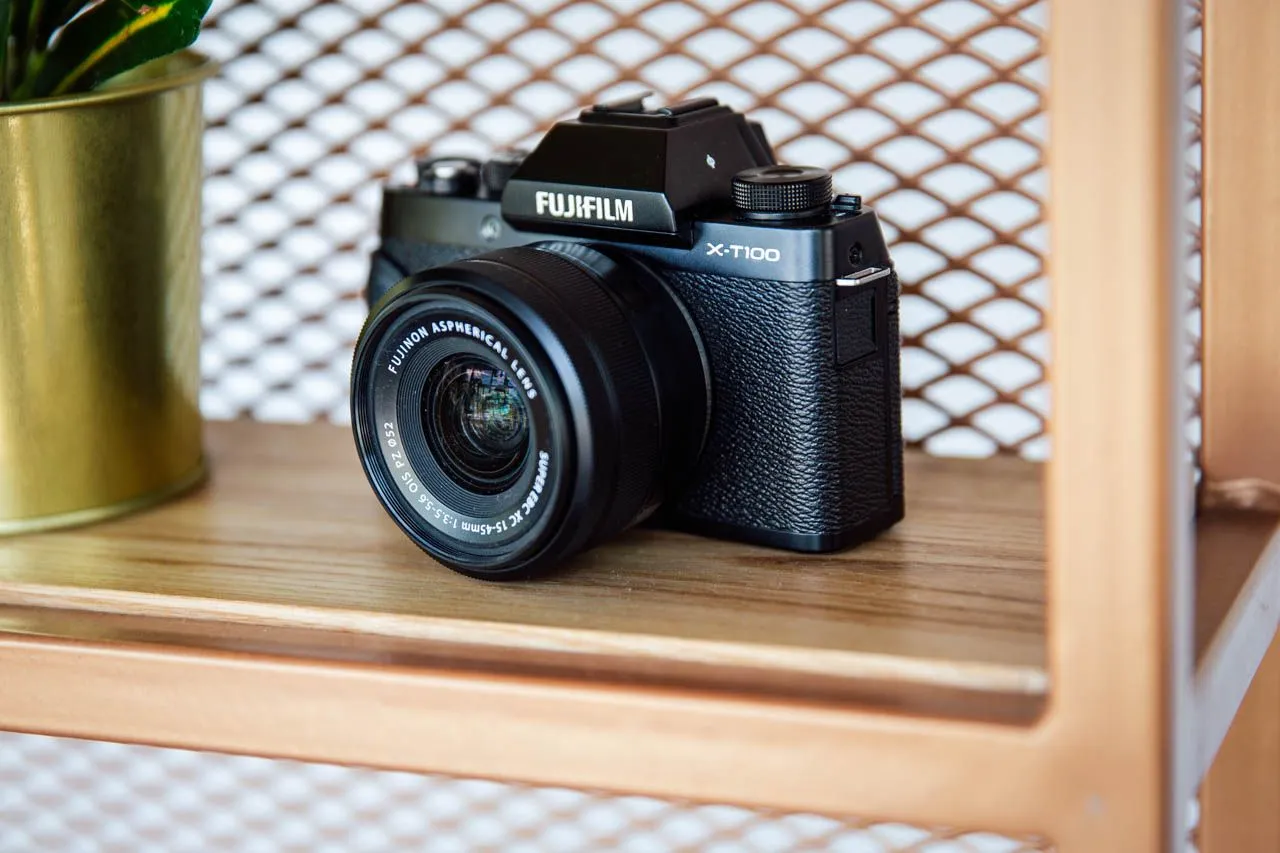Zdjęcie Najlepsze lustrzanki Fujifilm – porównanie nowoczesnych i klasycznych modeli
