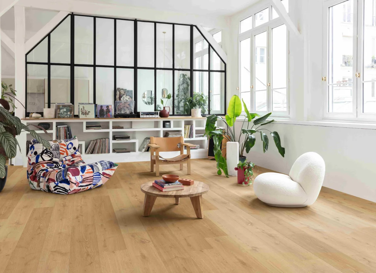 Zdjęcie Czym się różni panel laminowany od winylowego? Odkryj kluczowe różnice