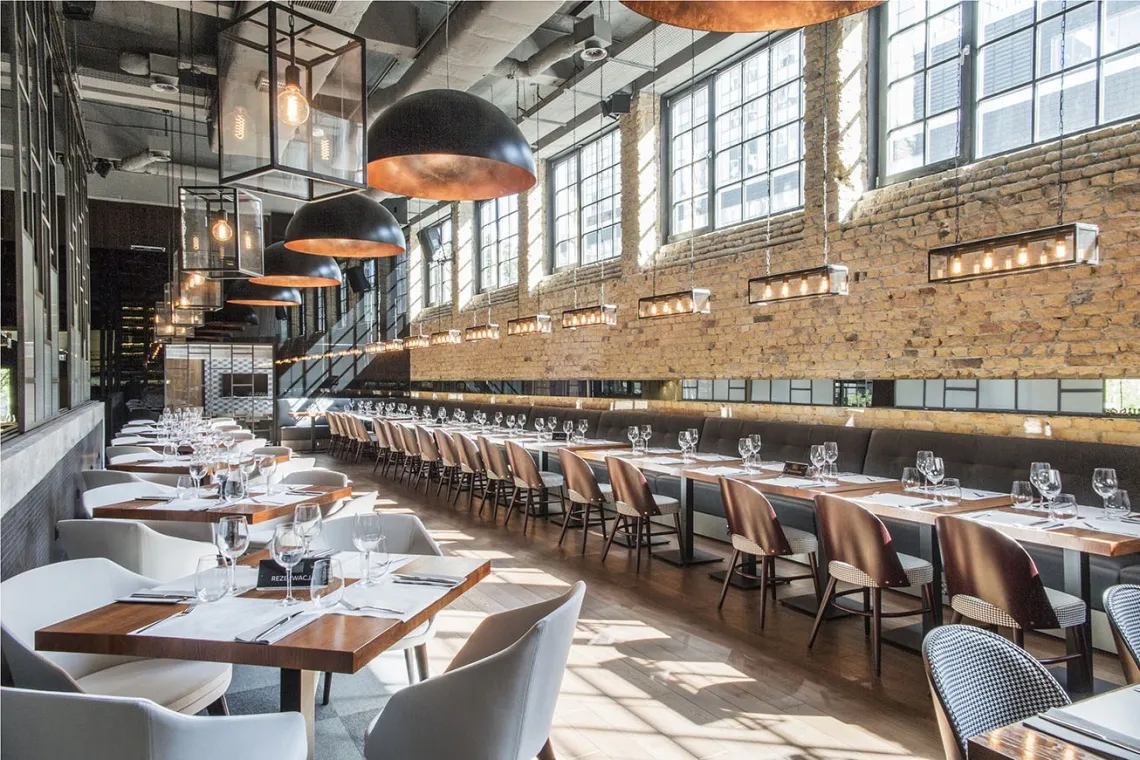 wnętrze bar & grill w Polsce