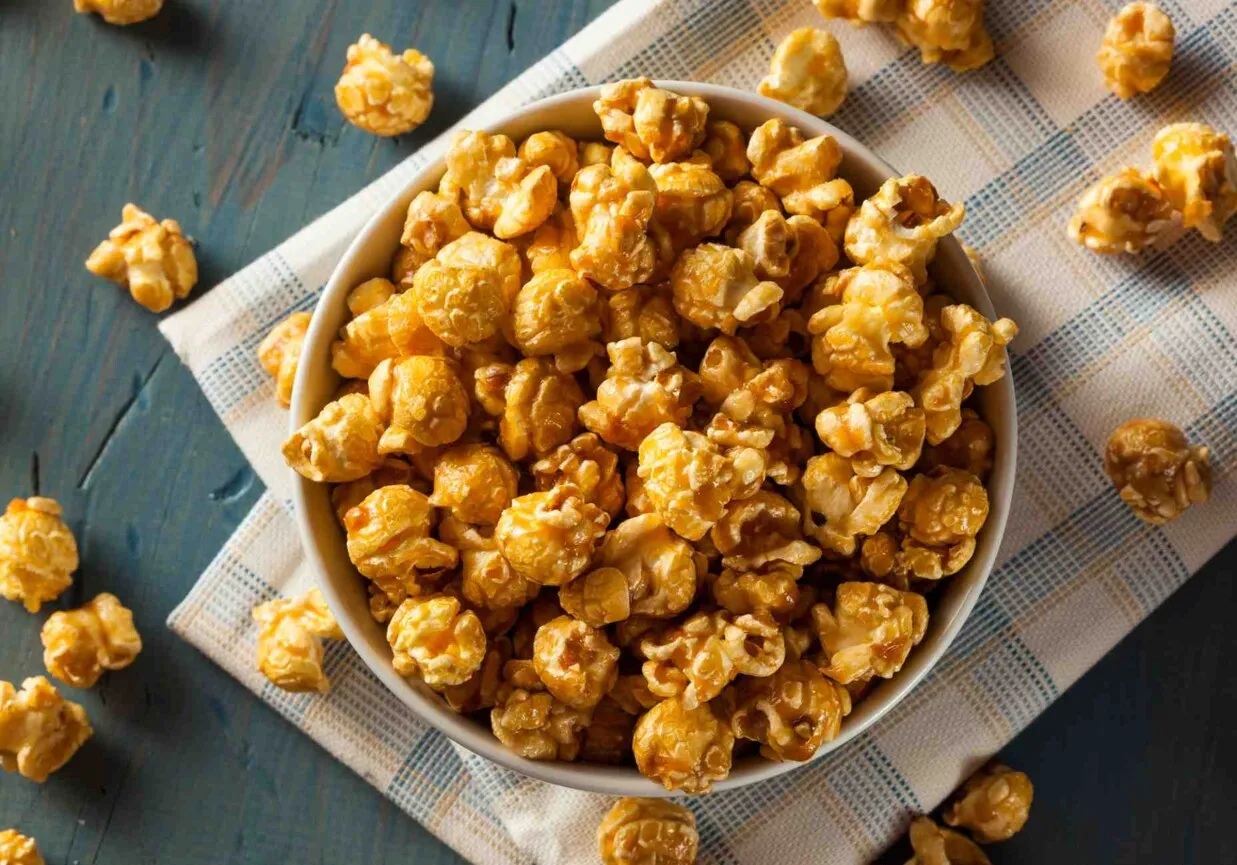 składniki na popcorn karmelowy