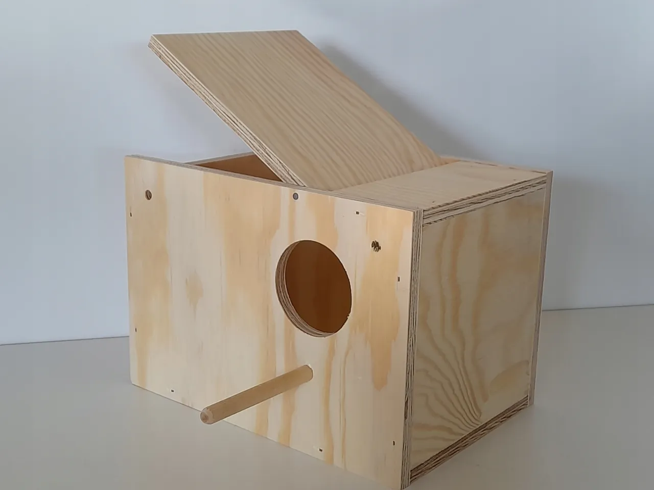 budka lęgowa dla papużki falistej