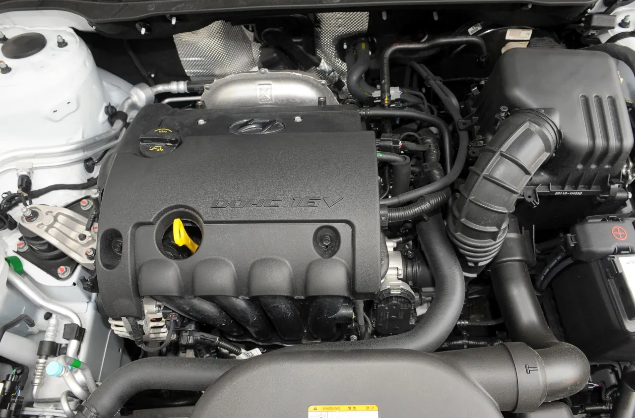 Silniki Hyundai i30 2010 benzyna diesel