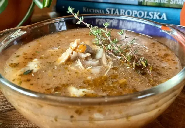 Flaki drobiowe gotowe danie w misce