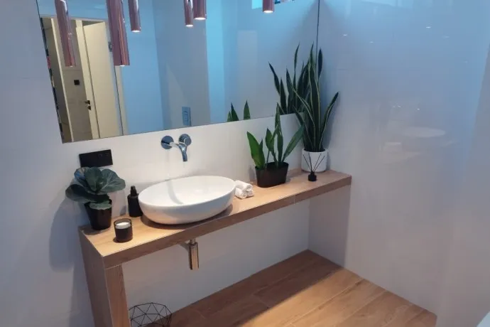 Nowoczesne doniczki do łazienki, rośliny w łazience aranżacje