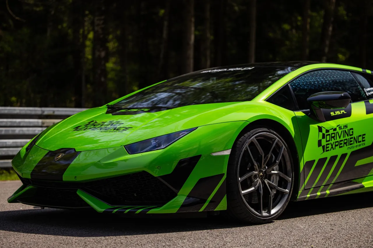 Zdjęcie Lamborghini czy lambordżini - poznaj poprawną wymowę tej marki