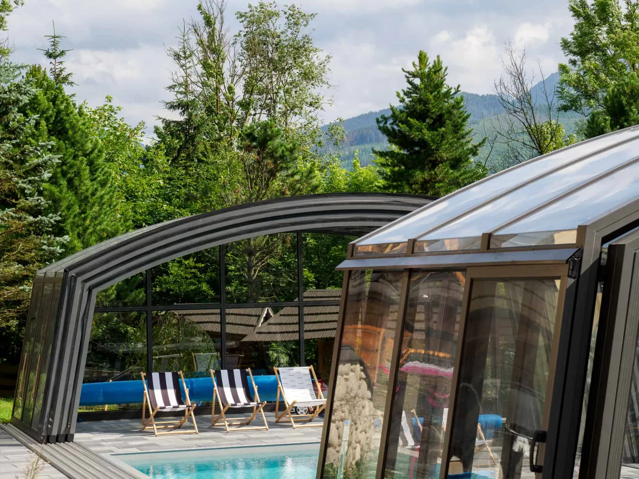 Bac&oacute;wka na Zadzielu basen taras widokowy atrakcje