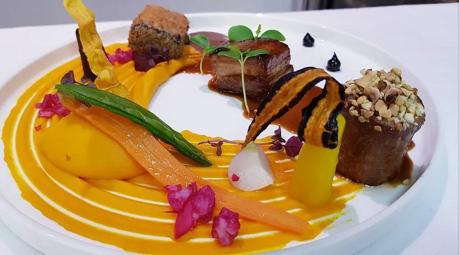 assiette gastronomique restaurant Tarbes produits locaux