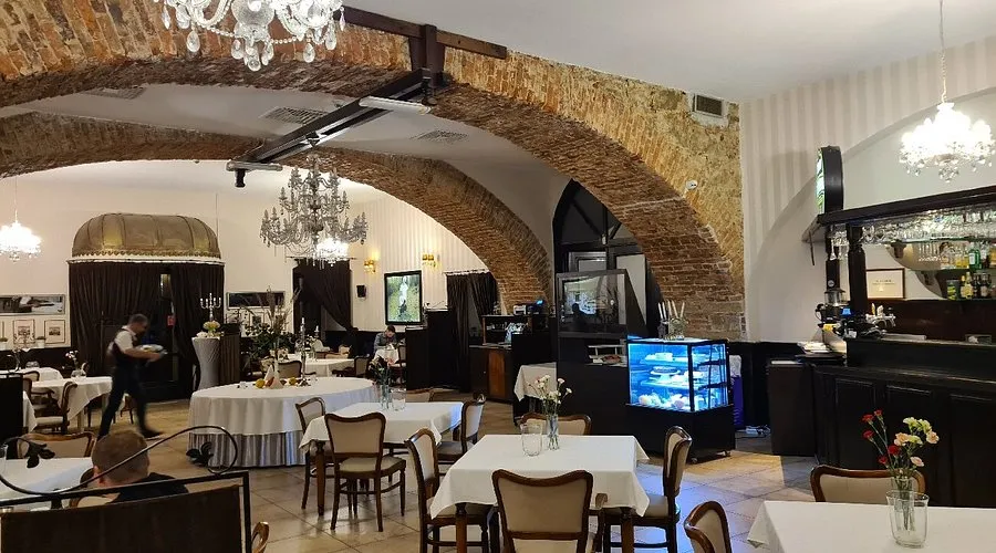 Zamek Książ restauracja Książęca wnętrze