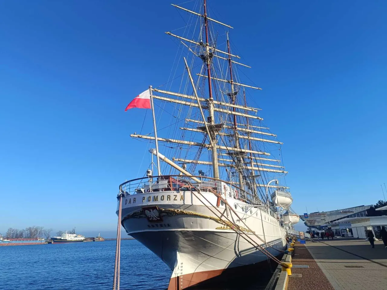 Gdynia Skwer Kościuszki ORP Błyskawica Dar Pomorza