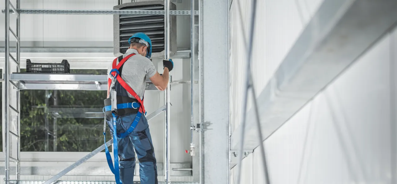 Bezpieczeństwo pracy na wysokości rusztowanie