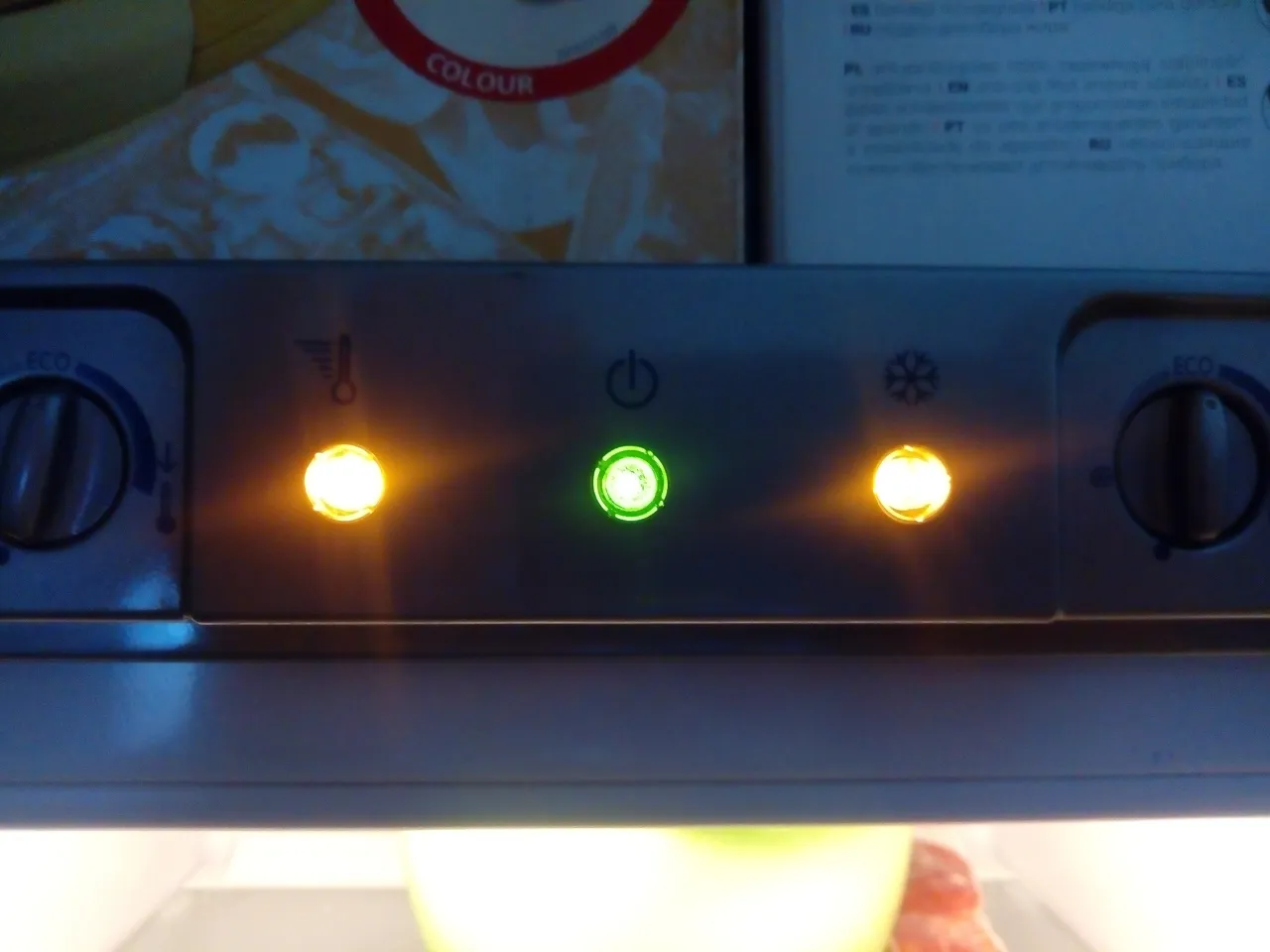 problemy z lod&oacute;wką indesit zamraża jedzenie