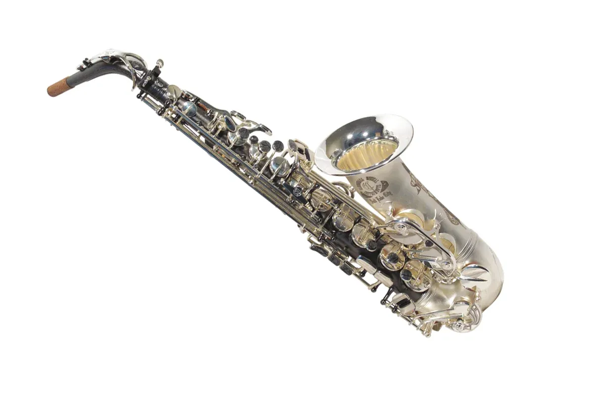 budowa saksofonu altowego klapy ustnik