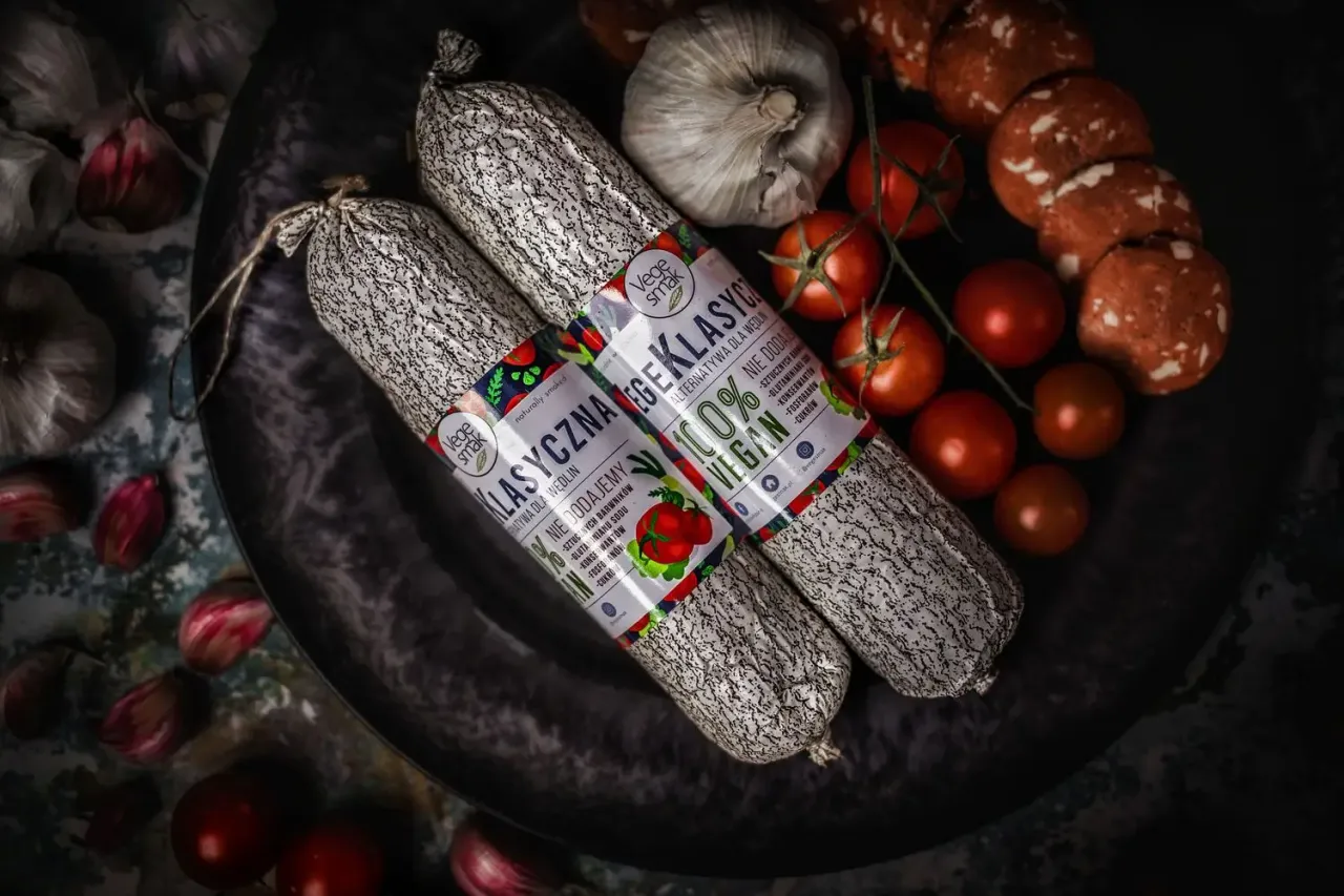 Dwie kiełbasy wegetariańskie 