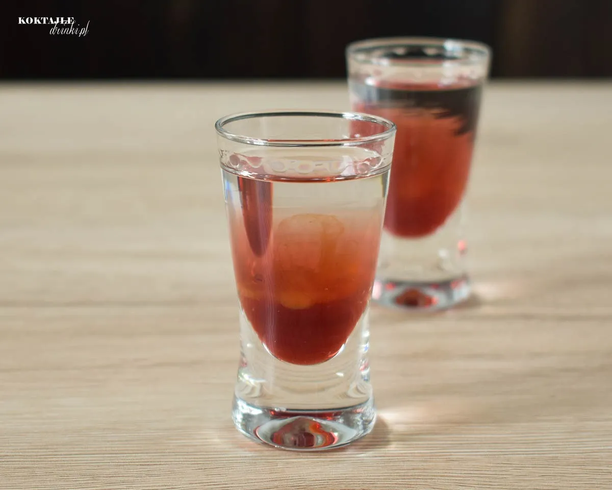 nieudany warstwowy shot wściekły pies