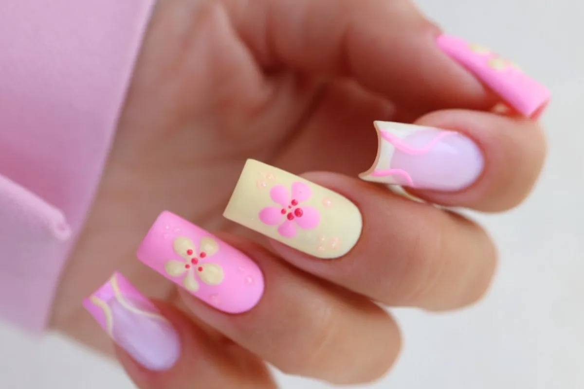 różne style manicure hybrydowego