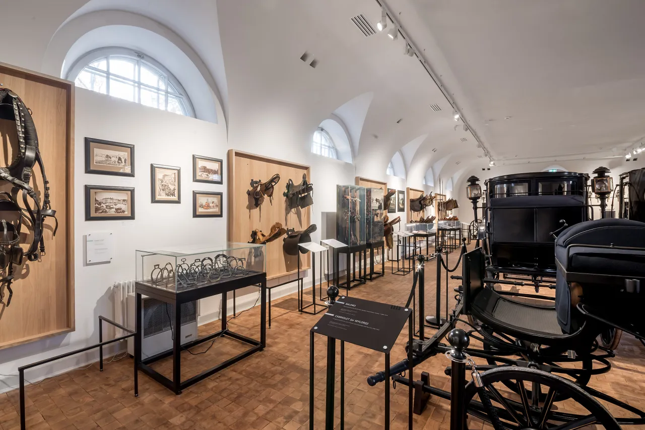 Stajnie Kubickiego architektura wnętrze