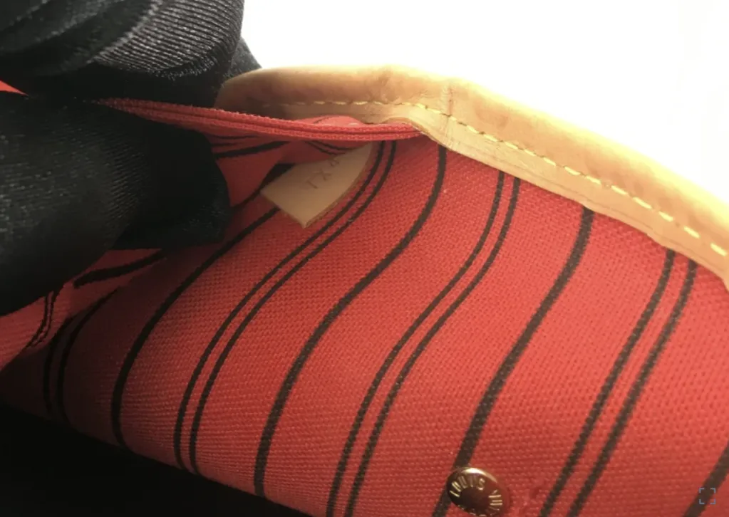 Louis Vuitton Neverfull date code location or microchip diagram