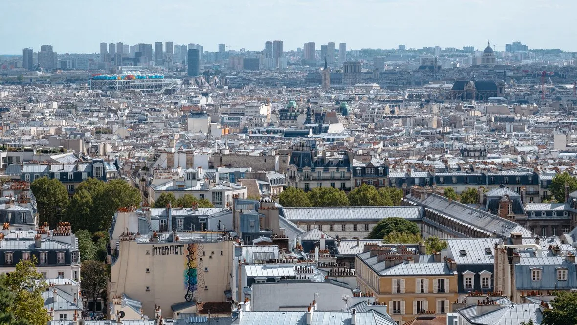 Widok na Montmartre z bazyliką Sacré-Cœur