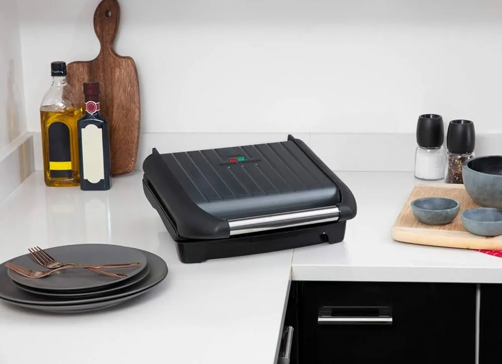 Grill George Foreman z wyjmowanymi płytami vs stałymi