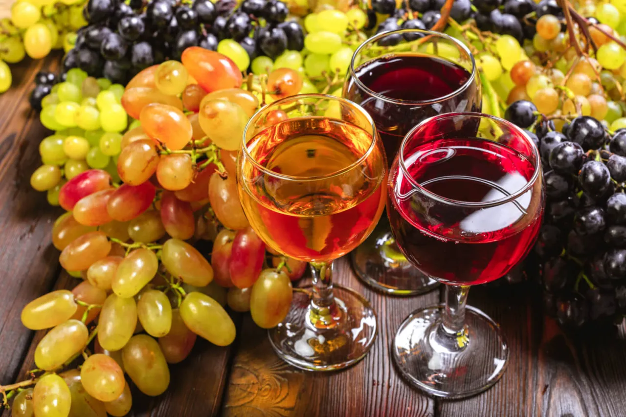 różne owoce na wino domowe