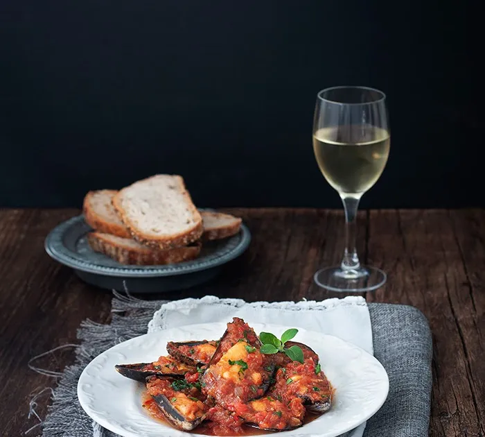 Zdjęcie Mejillones a la marinera con tomate: receta fácil y deliciosa