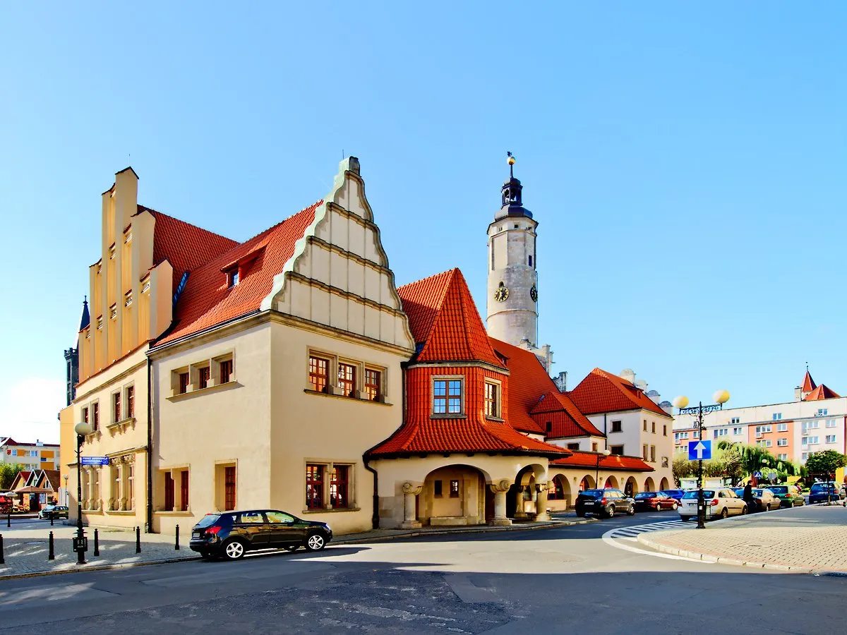 Lwówek Śląski Ratusz zabytkowy