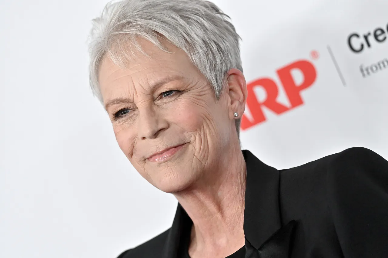 różne krótkie fryzury damskie bob pixie asymetryczne