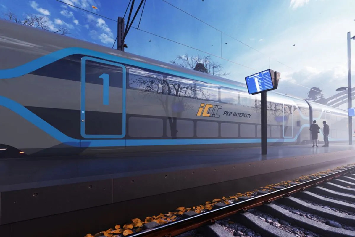 Pociąg PKP Intercity w drodze do Koszalina