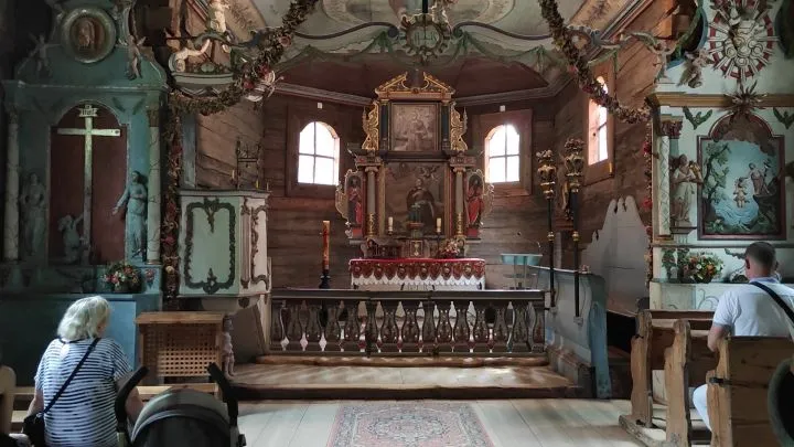 Skansen we Wdzydzach kości&oacute;ł ze Swornegaci