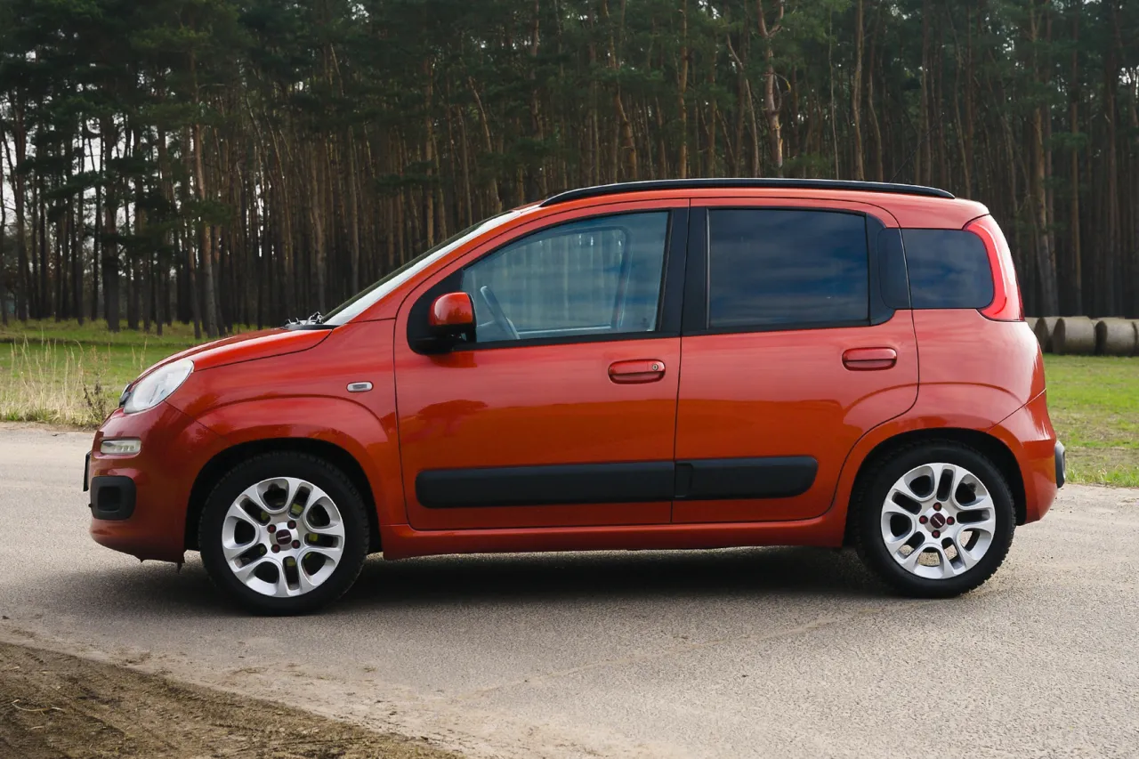 Fiat Panda III generacji widok z boku